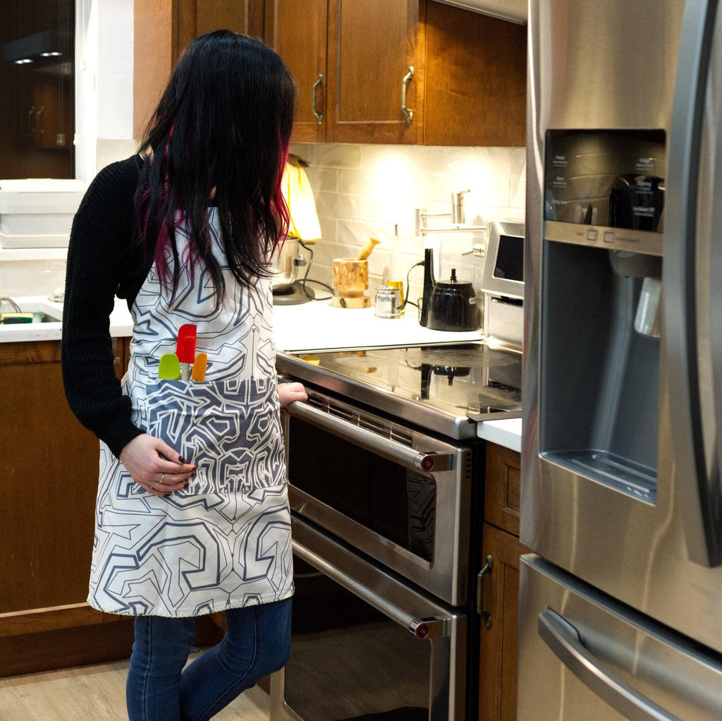 Squiggles: The Uh-Mazing Aprons