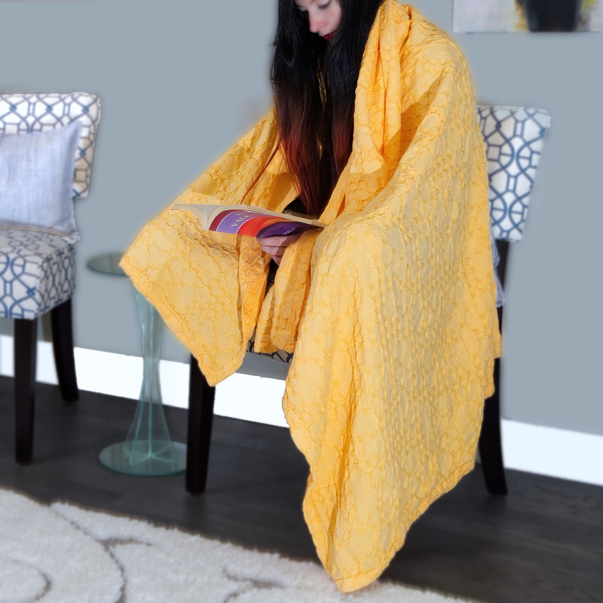 Box Waffle Wearable Cotton Throw: 2 Colors