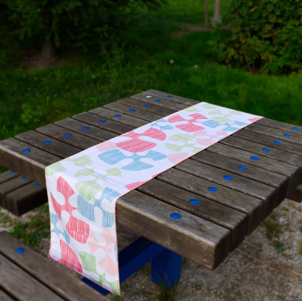 A Flutter: Premium Table Runner-2 Colors