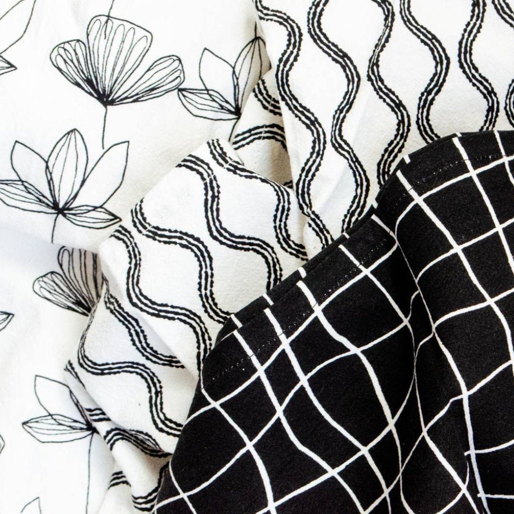 B&W Crinkled Flour Sack Tea Towels - Set/3