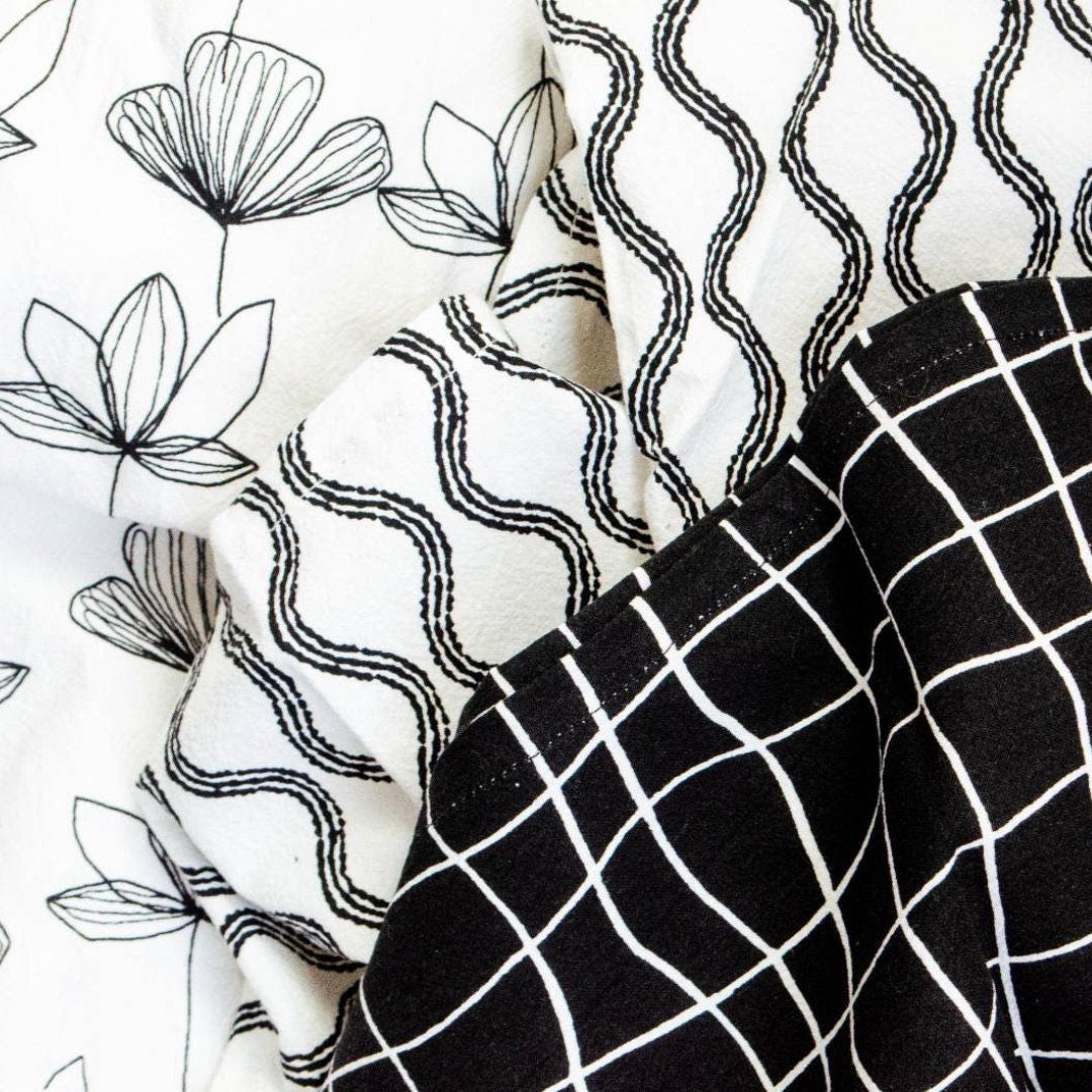 B&W Crinkled Flour Sack Tea Towels - Set/3