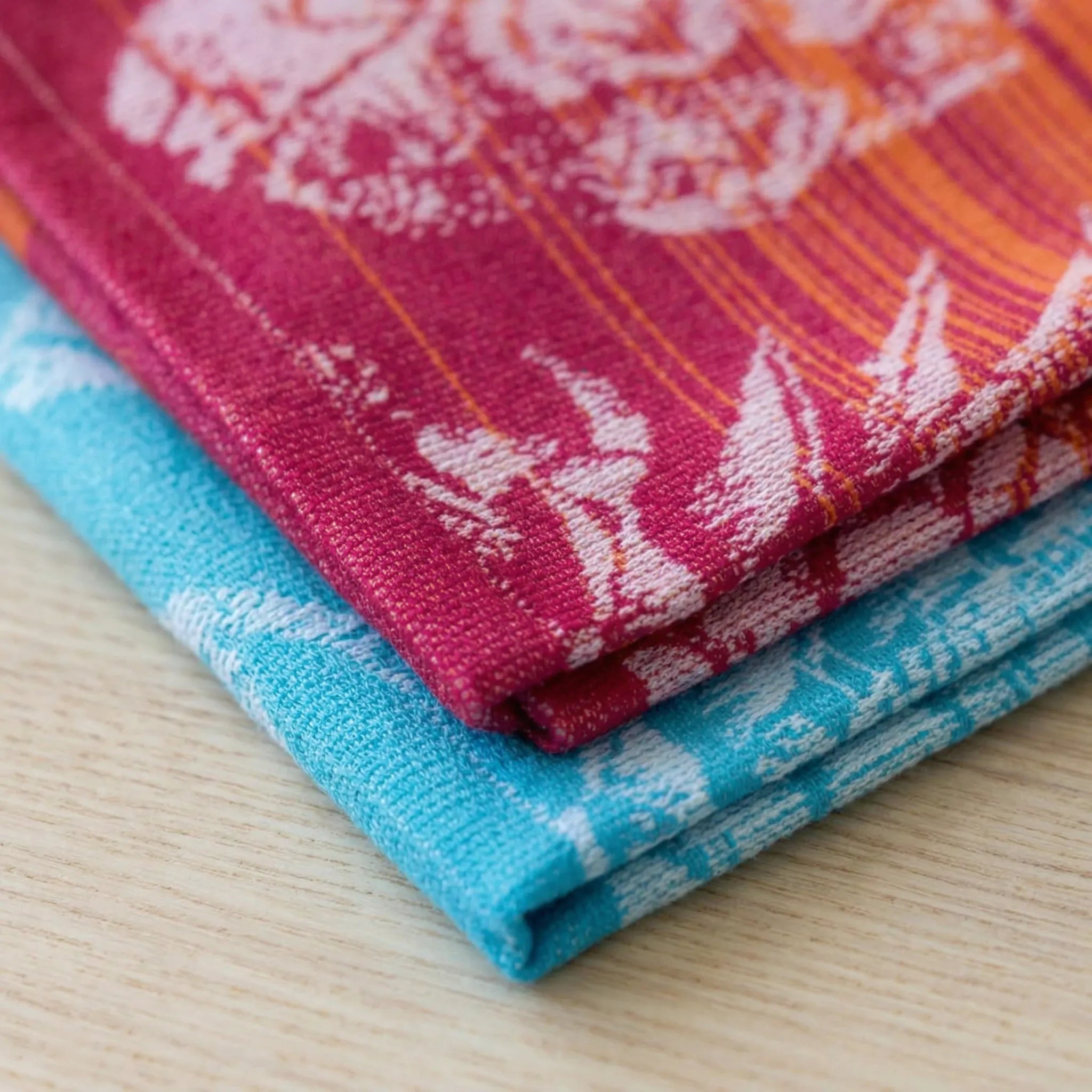 colorful jacquard kitchen towels of 100% cotton with a pineapple pattern - in a set of two close up from Hem And Tassel 