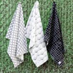 100% Cotton Towels in black and white as a set of 3 in floursack fabric with crinkles