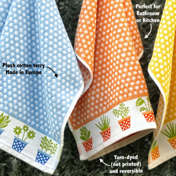 set of 3 deep pile terry towels, polka pot design, hanging with features