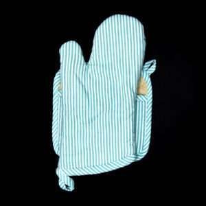 Oven Mitt and Pot Holder Set, blue banker Stripes