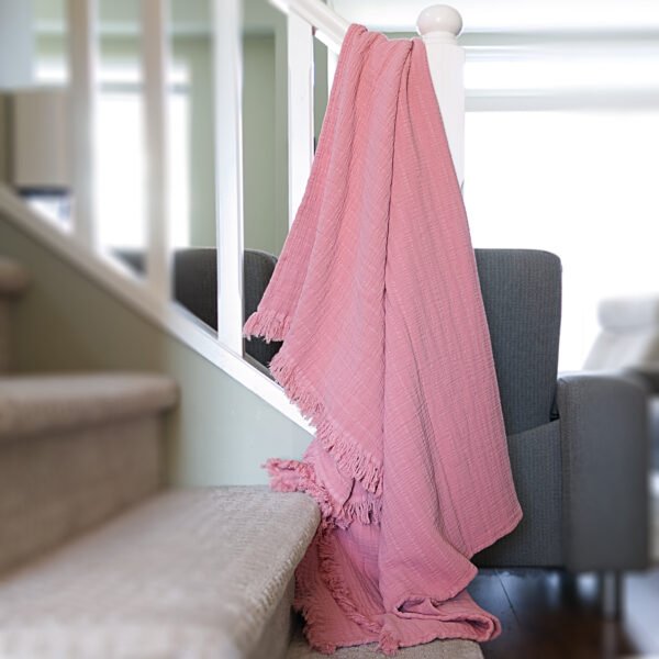 Throw From Europe 100% Cotton muslin Seersucker Rose color hanging