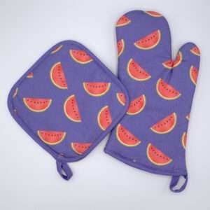 Faded melon design mitt and hot pad in purple from hem and tassel