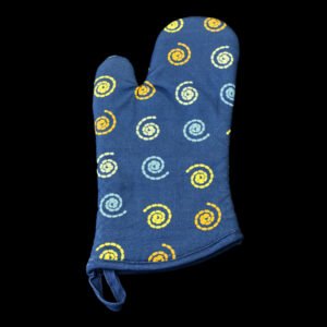 Oven mitt with Magic design