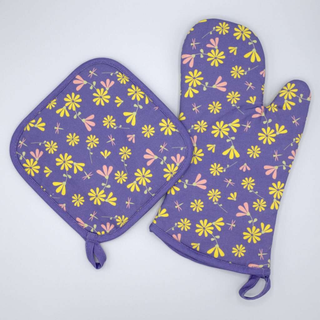Shy dragonfly design mitt and hot pad in purple from hem and tassel