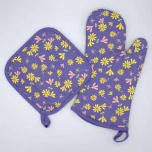 Shy dragonfly design mitt and hot pad in purple from hem and tassel