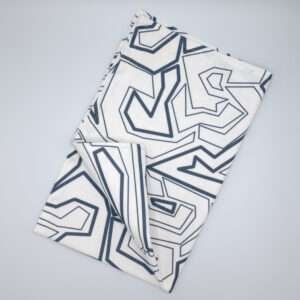 Squiggles geometry design oil tea towel flat folded from hem and tassel