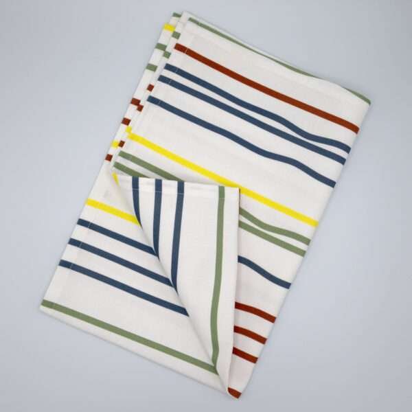 Not straight design bold-slim tea towel flat folded from hem and tassel