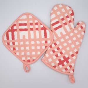 Jute impossible design mitt and hot pad in blush from hem and tassel