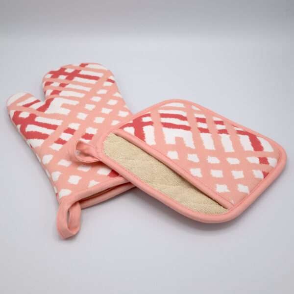Jute impossible design mitt and pocketed hot pad in blush from hem and tassel