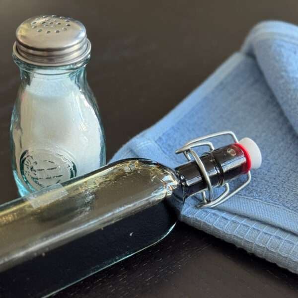no spill clamp lid for vinegar bottle by dte from hem and tassel